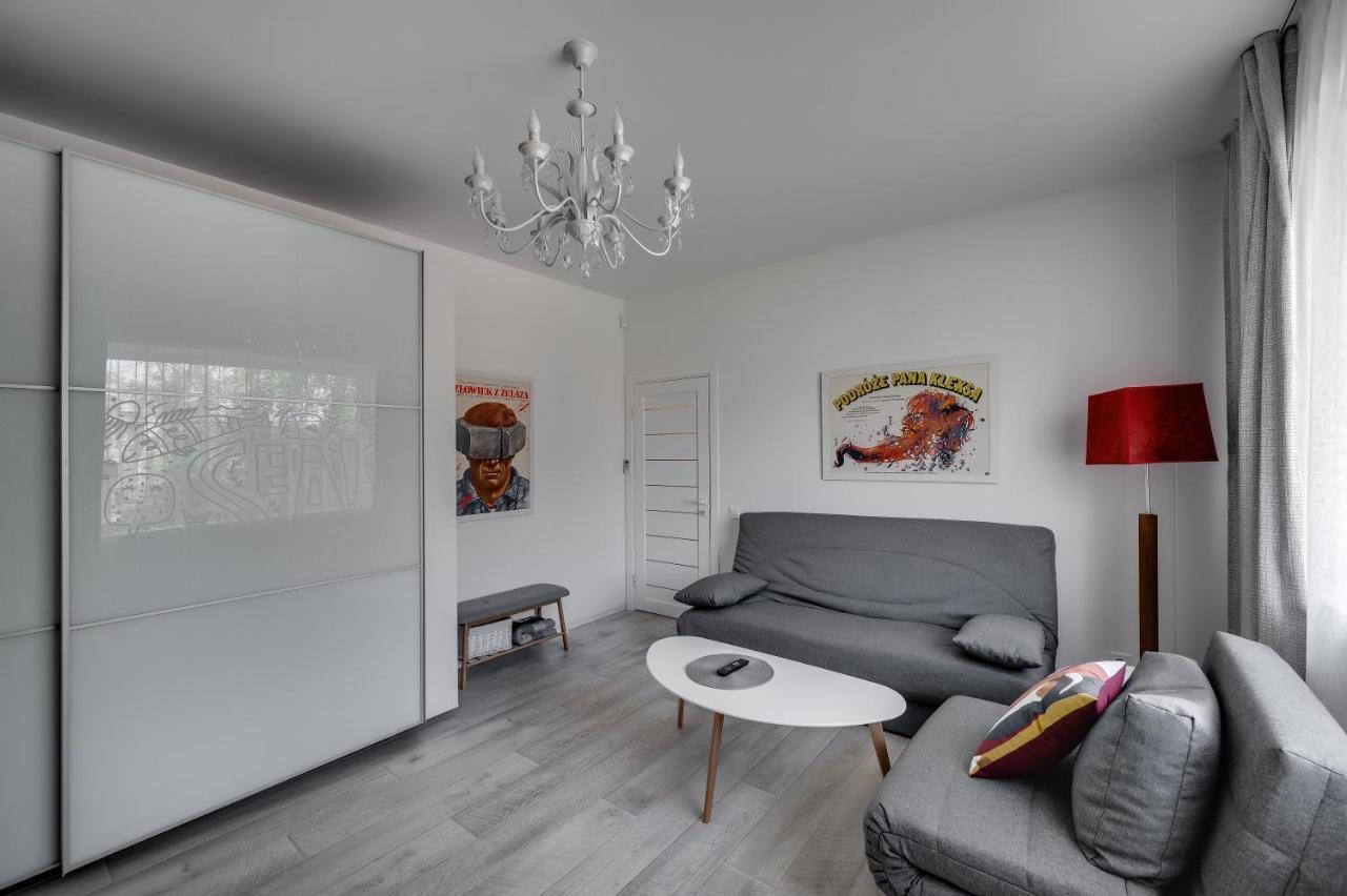 White Apartment Scandinavian Style Zaporizhia Esterno foto